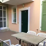 Apartament La Per Vacanze Finale Ligure