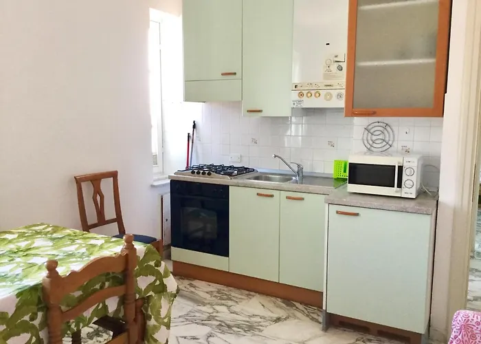 La Per Vacanze * Finale Ligure